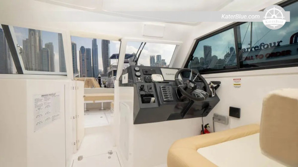 1-times privat yachtcharter fra Dubai Havn – Ain Dubai og JBR-ruten