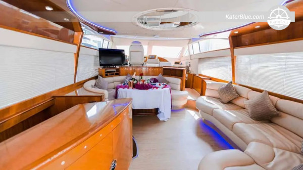 1-times yachtcharter med skipper fra Dubai Havn til Ain Dubai og JBR