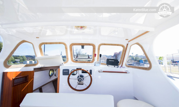 Challenger Motor Yacht (2022) for Sale – 8.10m, 1 Cabin, Gouvia Greece