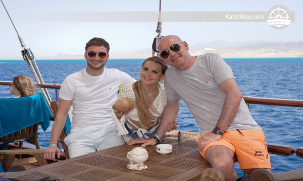 Attraverso Jackfish Alley e Ras Za'atar – Escursione di 7 ore in caicco nel Mar Rosso con snorkeling, visita alle barriere coralline e alla lingua di sabbia da Sharm El Sheikh