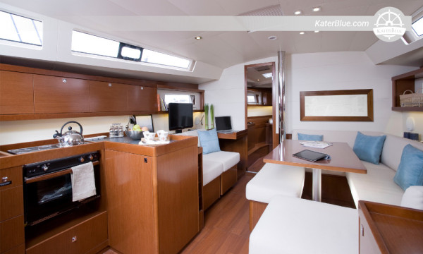 Croisière de 7 jours en voilier sans équipage dans le sud de la mer Ionienne à bord de l'Oceanis 45, de Préveza à Assos, Fiscardo, Ithaque, Atokos, Meganisi et Leucade.