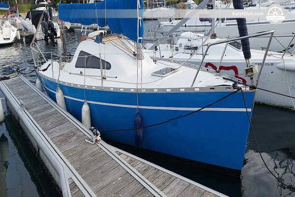 Rahat Kıyı Yelkenli Teknesi – Kısa Atlamalar: Cíes, Aldán, Sanxenxo ve Combarro, Baiona'dan 7 Gün
