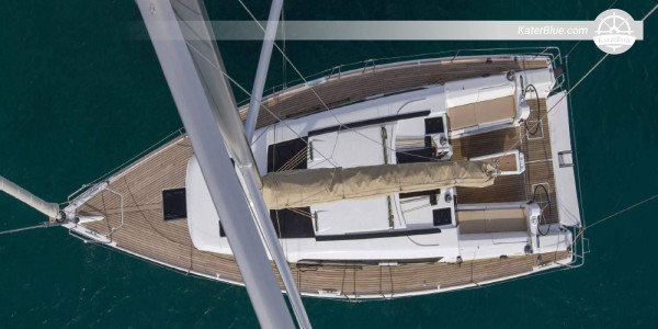 Rilassante navigazione a scafo nudo in Croazia – Dufour 412 Grand Large, Pola via Brioni, Unije, Susak, Ilovik e Lussino