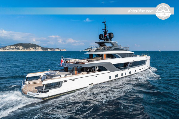 Admiral 55 S-Force (2024) – 55 m aluminiums-superyacht, Armani Casa, Carrara