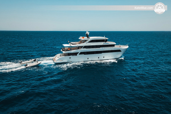 Southern Red Sea Liveaboard – 7 Nights from Port Ghalib covering Daedalus Reef, Zabargad, Rocky Island, St. John’s, Fury Shoals and Elphinstone with nitrox and pro guides