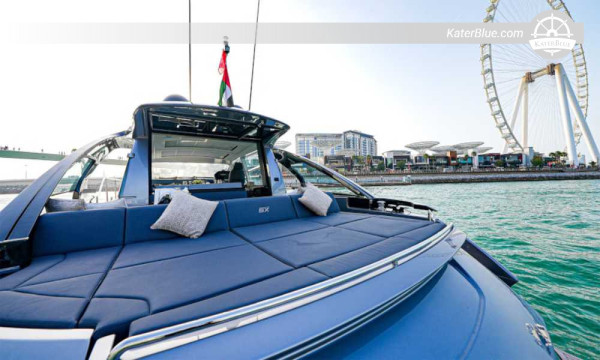 Avventura offshore e fiordi di Mussandam su Pershing 5X - Jebel Dhanna, Liwa, Kharg, Mussandam e Khor Fakkan (settimanale)