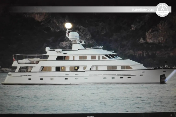 2002 Ocean Pacifico Diana – 38,1 m motorová jachta, 8 kajut, Phuket, Thajsko