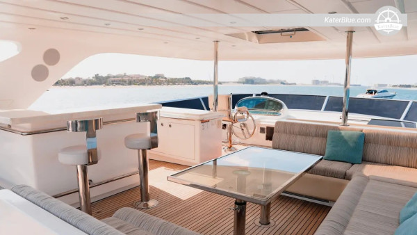 7-dages krydstogt til øerne i Abu Dhabi på en 98 fods motoryacht fra Dubai Marina