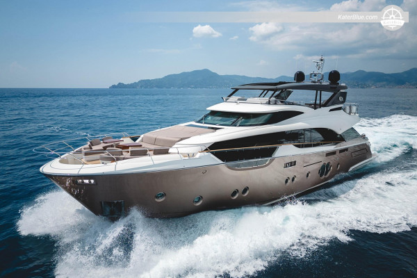 Iate a motor Monte Carlo Yachts MCY 96 2017 à venda – 29 m, 5 cabines para hóspedes – Gênova, Itália
