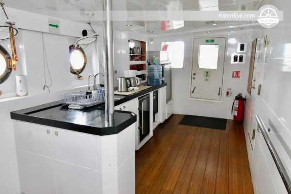 1997 Custom Niigata 144 “SHARKWATER” – 43.89m Explorer Yacht, 5 Cabins, Cancun, Mexico