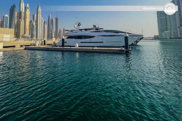 Peri Yachts 37 Ugentlig Charter – Østkysteventyr og Musandam Fjords fra Dubai