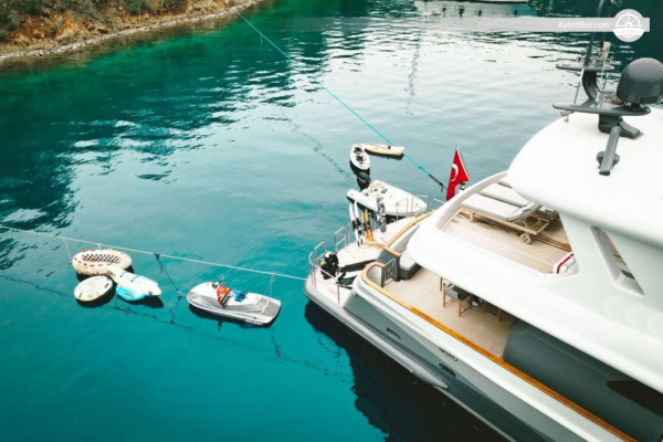 Weekly Luxury Yacht Charter - 43m Motor Yacht with 6 Cabins, Crew, Jacuzzi & Gulf of Gökova from Yalikavak Marina, Turkey