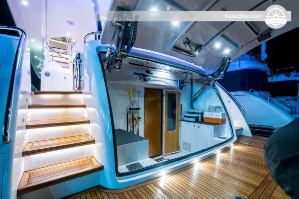 Продается скоростная водоизмещающая моторная яхта Horizon FD75 2020 года выпуска – 23,68 м, 4 каюты, класс CE A, Майорка, Испания.