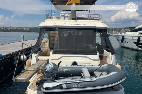 Продается Schaefer V33 Center Console 2024 года выпуска – роскошная прогулочная лодка длиной 10,33 м, с двумя двигателями Mercury Verado V10, Майорка.