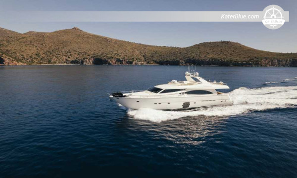 Klassisk Saronisk Escape – Ferretti 830 Fly Ugentlig Besætningscharter fra Athen