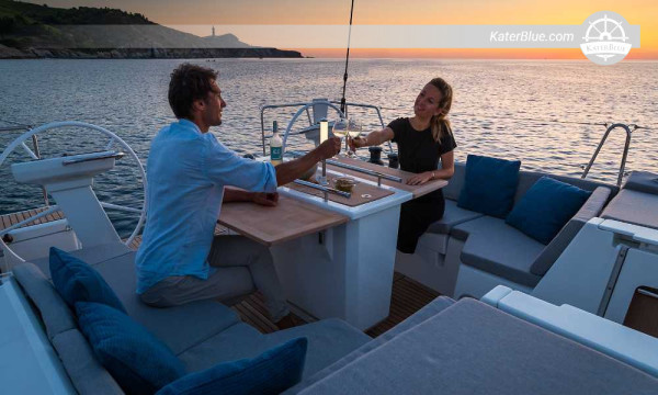 Location de voiliers sans équipage à la semaine dans les Cyclades au départ d'Athènes – Itinéraire Kythnos, Syros et Kea