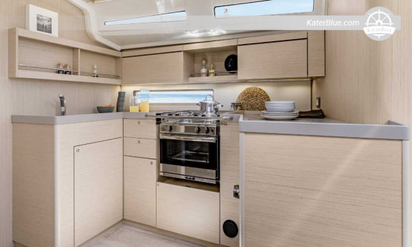 Beneteau Oceanis 40.1 Noleggio settimanale a scafo nudo da Leucade – Rotta Cefalonia, Itaca e Meganissi