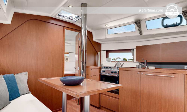 Location de voilier sans équipage à la semaine à Athènes – Beneteau Oceanis 38 (11,6 m, 2014-2015), 3 cabines, 6 personnes – Route du golfe Saronique via Poros, Dokos, Spetses, Hydra, Moni et Égine