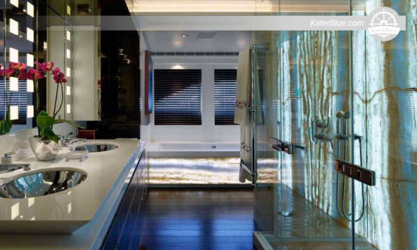 Northbound Red Sea Discovery – HEESEN 5000 Super Luxury Yacht Charter from Jeddah Marina