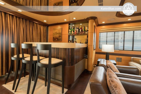 Luxusní motorová jachta Mengi Yay 40m 2010 (repasovaná 2024) na prodej – 6 apartmánů pro hosty, vlajka Malty – Katalánsko, Španělsko