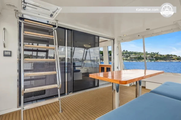 Prodaje se pilotska kabina Pacific Mariner 65 iz 2003. – 3 kabine – Seattle, SAD