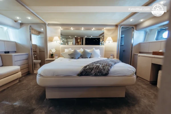 2004 Falcon 86 26.10m Flybridge Motor Yat, 2024 Yenileme, 4 Kabin – Dubai, BAE