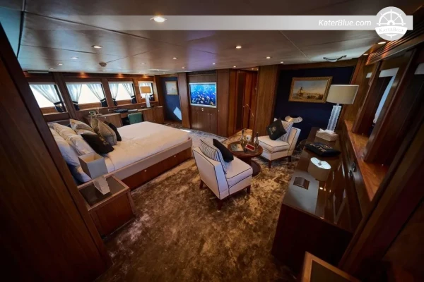 2010 Sunseeker 131 40.08m Üç Katlı Mega Yat, 6 Kabin, 25 deniz mili – Dubai BAE