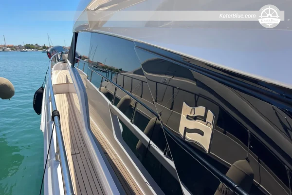Ferretti Yachts 670 2025 en venta: Yate a motor de lujo de 20,24 m, 3 camarotes + tripulación, MAN V8, garantía - Zadar, Croacia
