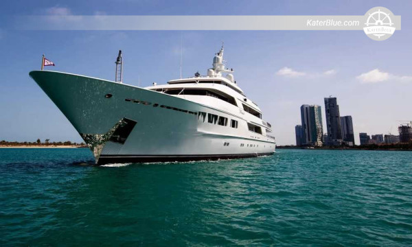 Luxusní jachta Oceanfast 69,5 m, rok výroby 2003 (repase 2020), výtlaková | 6+8 kajut | Dubaj, Spojené arabské emiráty