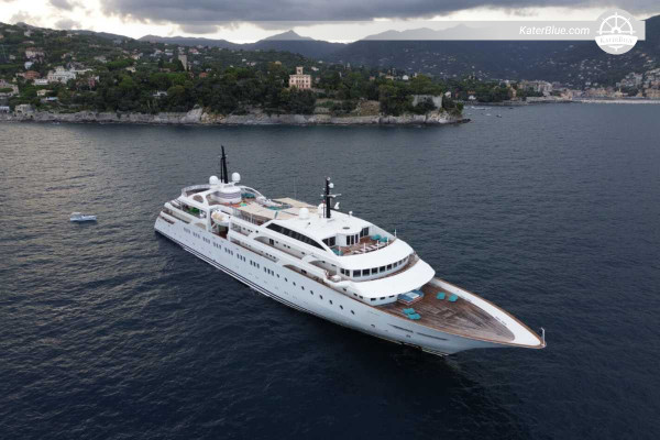 7-Day Classic Red Sea Luxury Yacht Cruise from Jeddah to Sharm El Sheikh