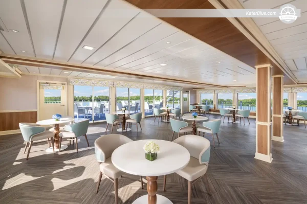 Excursion hebdomadaire en bateau à aubes avec skipper sur le Mississippi au départ de La Nouvelle-Orléans, incluant des visites de villes historiques et de plantations.
