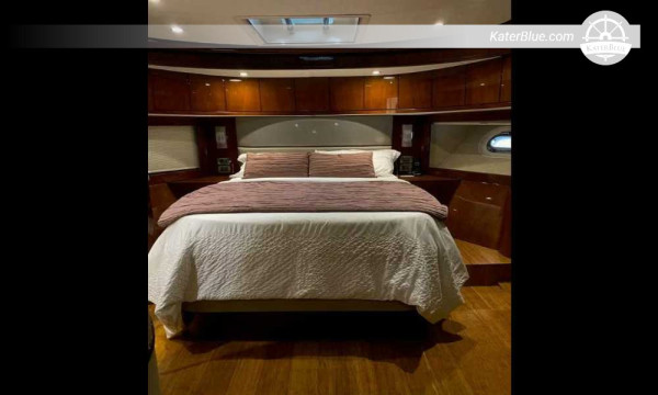 7-Day Sir Bani Yas & Dalma Islands Luxury Yacht Cruise from Abu Dhabi (26m Crewed Motor Yacht)