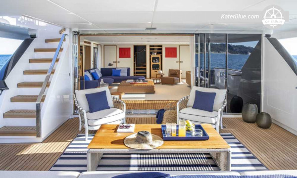 Superyacht Custom Line di 28 metri con equipaggio - Crociera di 7 giorni nel Mar Rosso settentrionale con partenza dal porto turistico di Jeddah (Obhur - Rabigh - Yanbu)