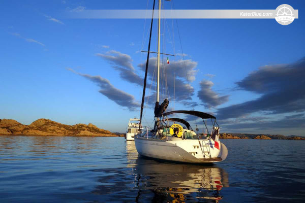 Weekly Bareboat Emerald Coast Bréhat Island Charter Saint-Malo Coastal Sailing 7 Days Family Friendly