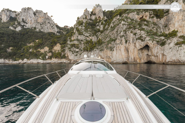 Luxury Skippered Day Yacht Charter from Amalfi to Nerano, Li Galli and Positano with Swimming, Snorkeling and Coastal Town Exploration