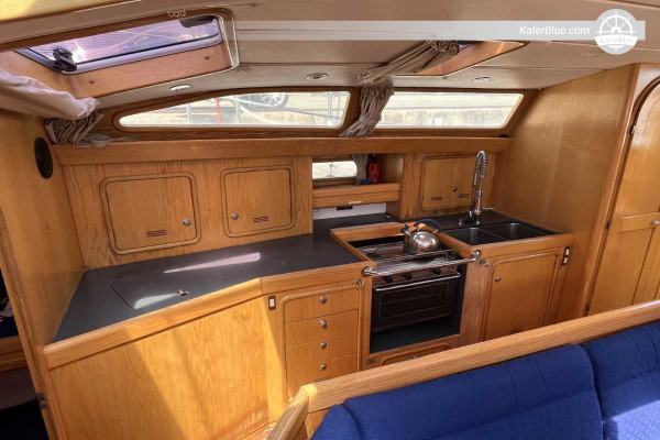 45ft 4-Cabin Weekly Bareboat Charter from Saint-Malo to Dinard, Saint-Briac, Cap Fréhel and the Rance River