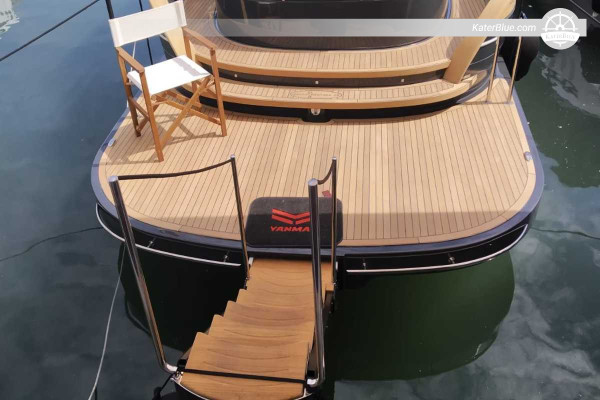 Private Ischia and Procida Island Day Charter from Sorrento on an 11.7m Italian Gozzo for Up to 10 Guests