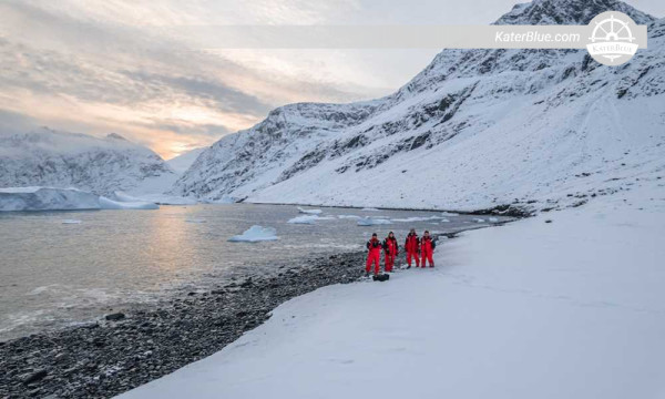 13-Day Luxury Charter from Ushuaia to the Weddell Sea and Eastern Antarctic Peninsula