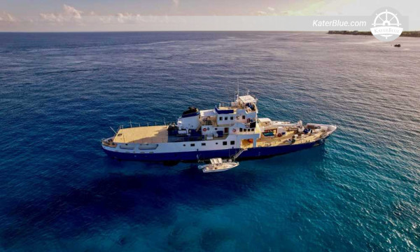 Davie 51.5m Explorer Yacht for Sale in Panama City, Panama