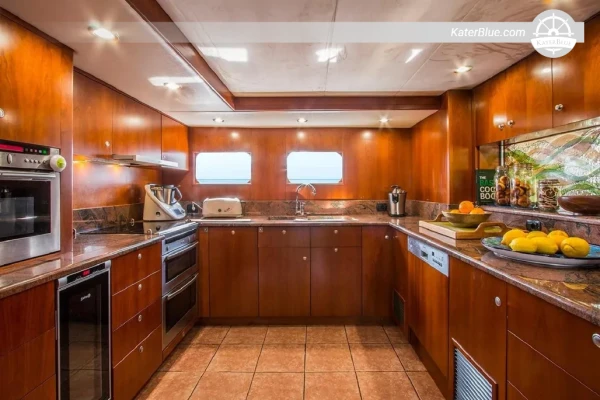 2004 Explorer SEATON 85 for Sale – 25.60m Long-Range Motor Yacht in Valletta, Malta