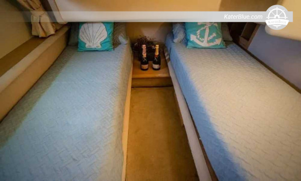 Azimut 43 2006 for Sale 12.9m Cruiser Cancun