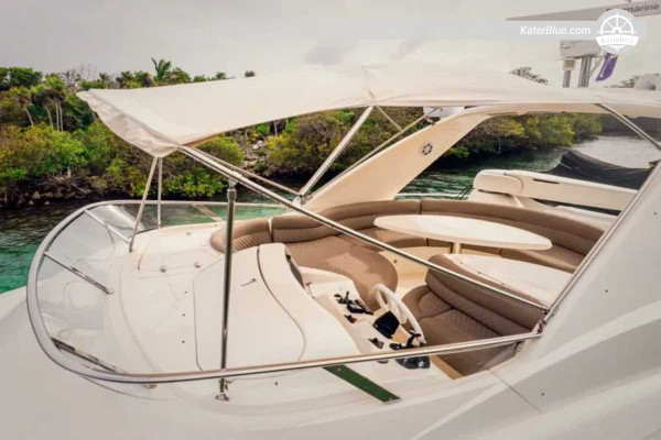 Azimut 55E 2004 for Sale 16.7m Flybridge Cancun