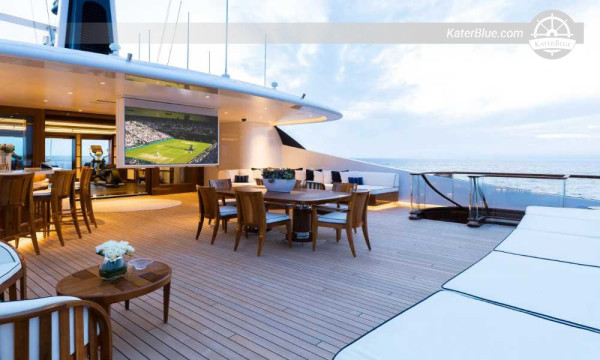 12-Day Feadship 317ft Fully Crewed Luxury Cruise from Muscat to Abu Dhabi via Khasab, Fujairah, Sharjah, Dubai and Sir Bani Yas Island