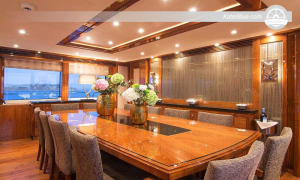 40.05m Sunseeker Luxury Yacht for Sale in Glyfada, Greece