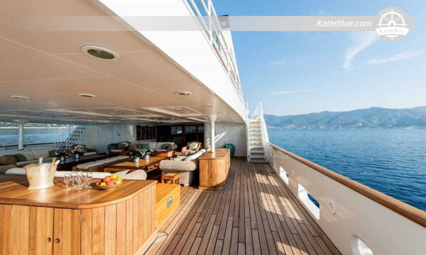 13-Day Fully-Crewed 72m Luxury Yacht Charter from Brest to Bilbao via Brittany, Normandy, Bordeaux and Spain's Atlantic Coast