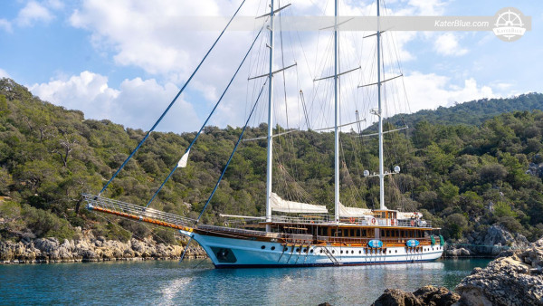 7 Nights Weekly Skippered 37m Gulet Charter from Bodrum through Orak Island, Çökertme, Seven Islands, Longoz Bay, English Harbour, Cleopatra Island and Karaada for up to 10 Guests