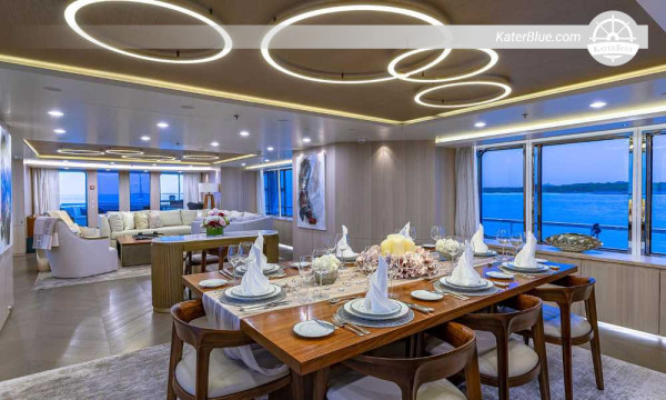 Feadship 50m 2000 Luxury Yacht for Sale in Balearic Islands