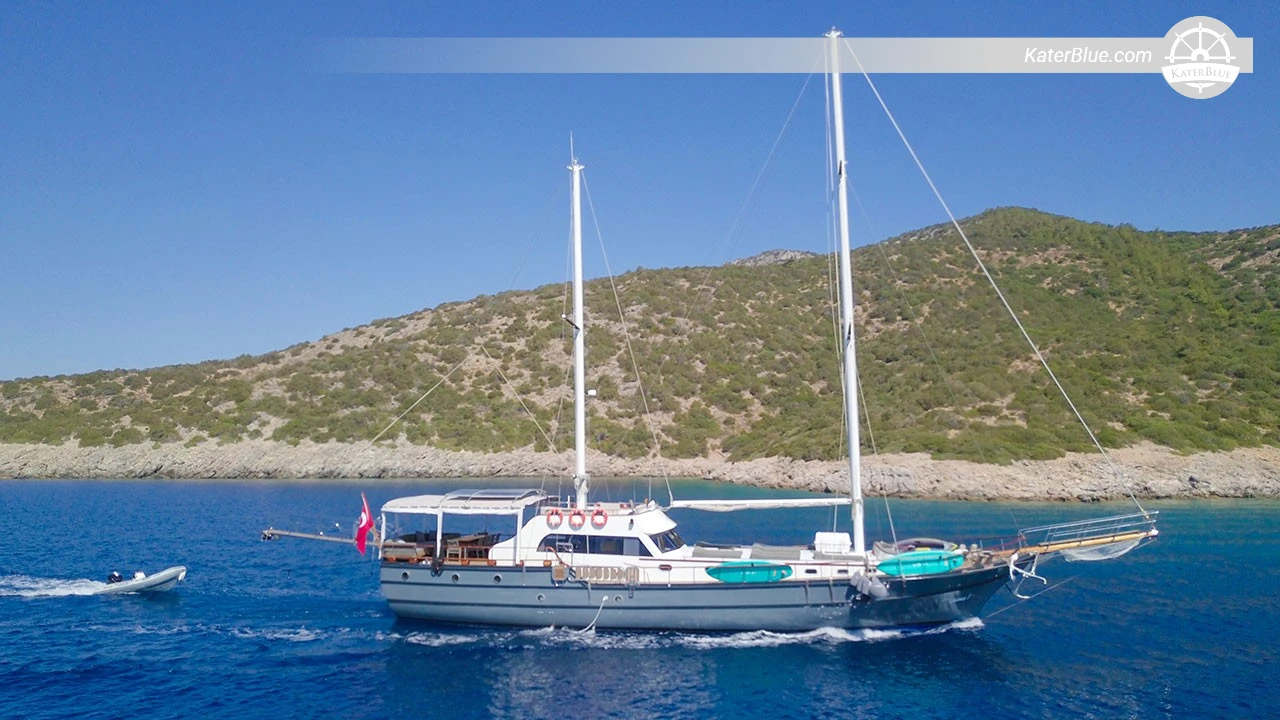 28m Crewed Gulet Weekly Charter Bodrum Gulf of Hisarönü 7 Nights 12 Guests