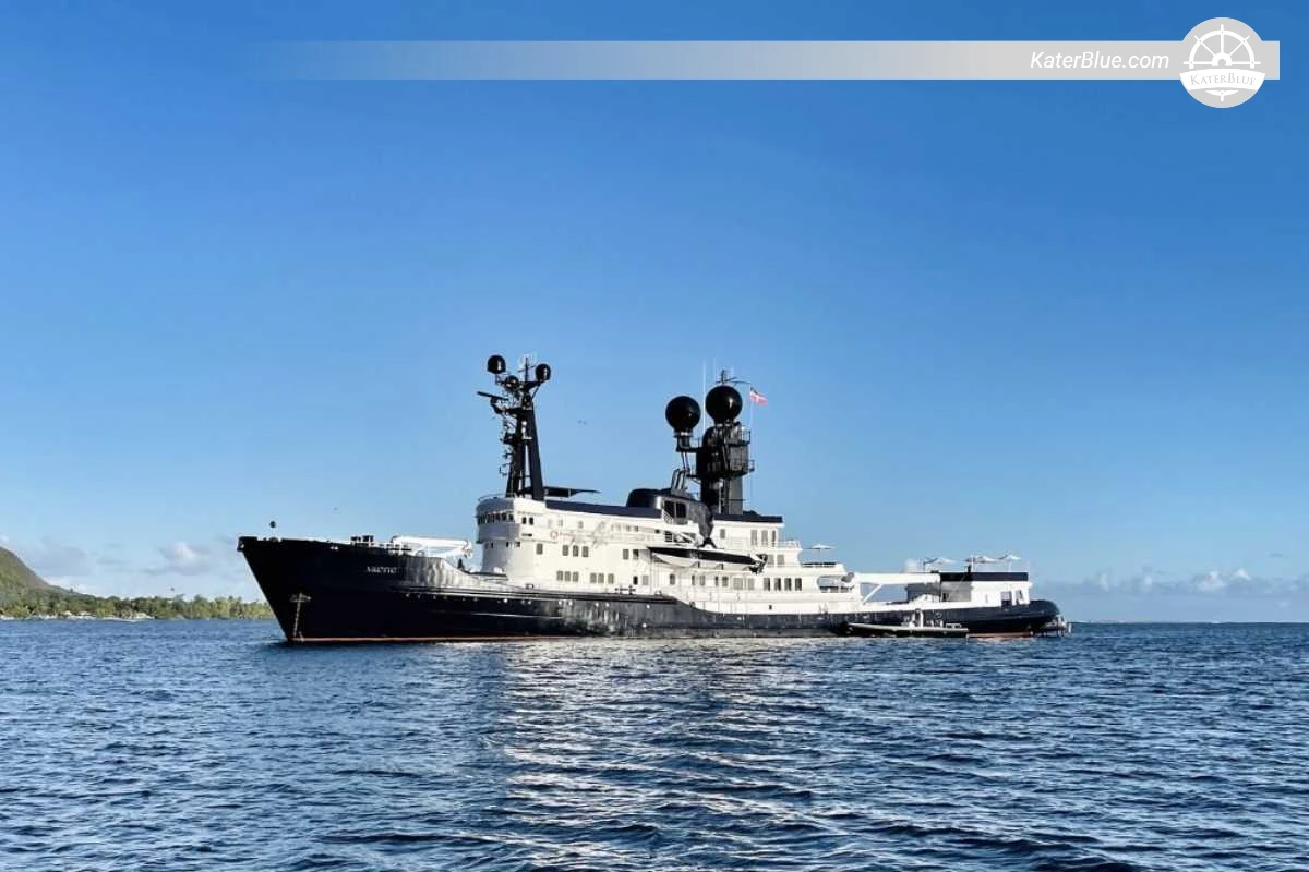 14-Day Central South Pacific Luxury Yacht Charter from Nadi to Samoa, Cook Islands and French Polynesia with Crewed 88m Expedition Yacht