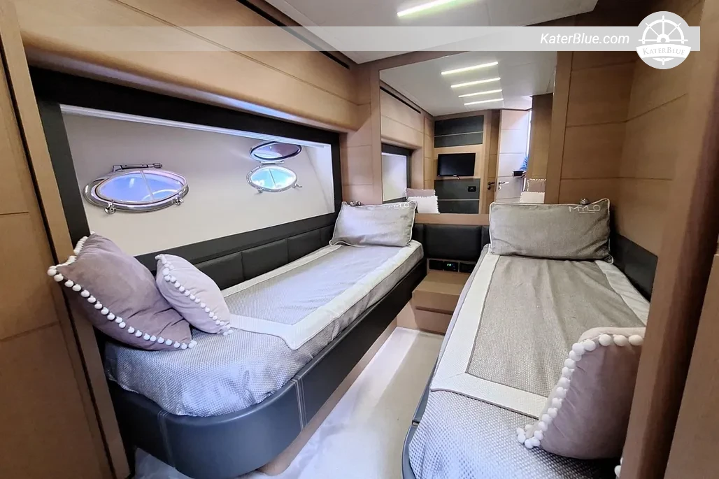 2014 Pershing 74 For Sale – 22.6m Motor Yacht, 3 Cabins, VAT Paid, Naples Italy